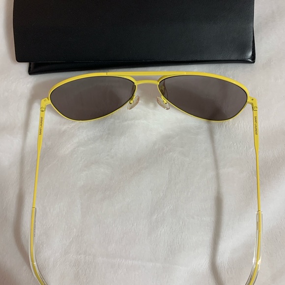 Saint Laurent sunglasses - Picture 7 of 8